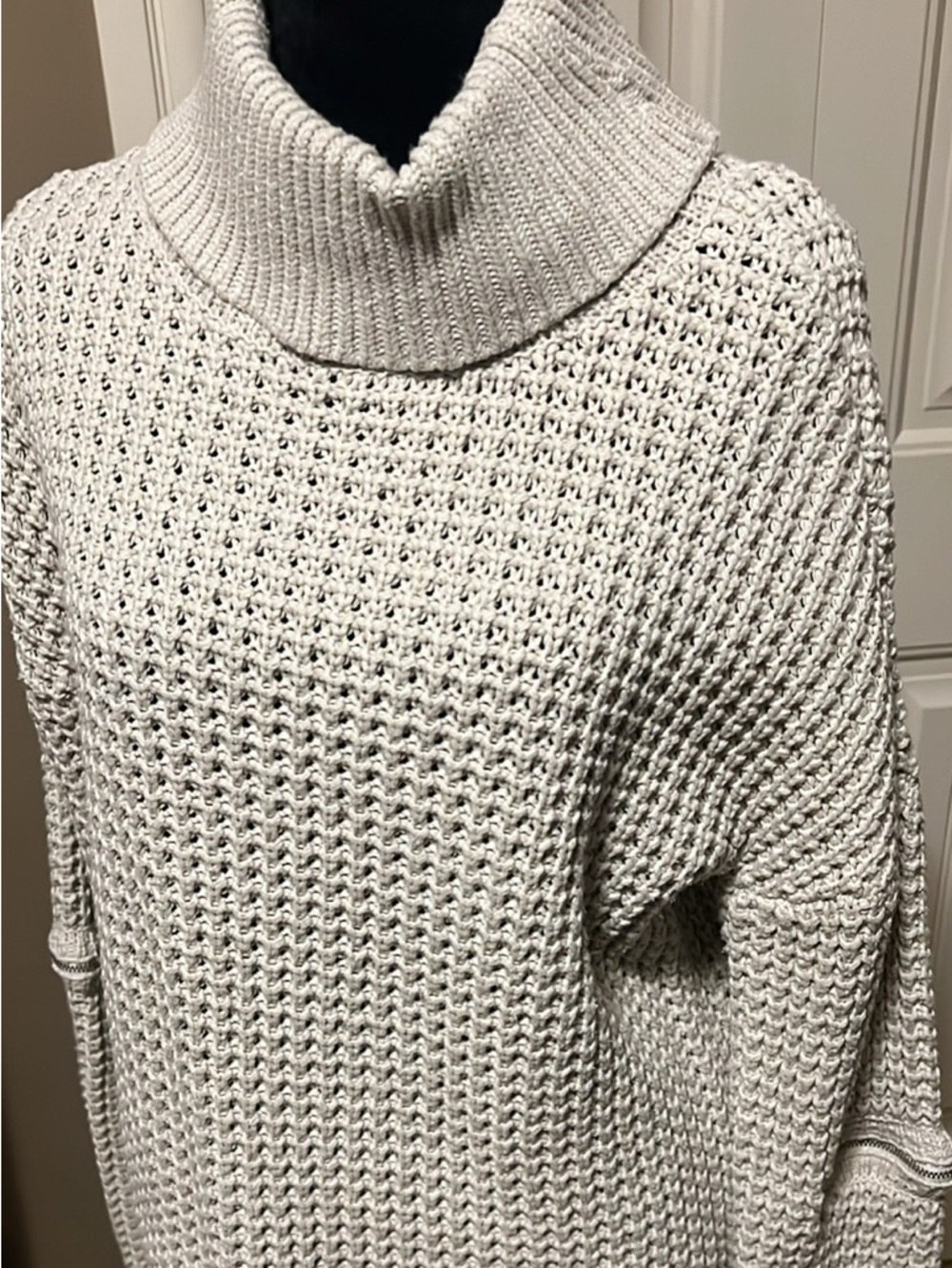 Guess Cream Turtleneck Chunky Knit Sweater